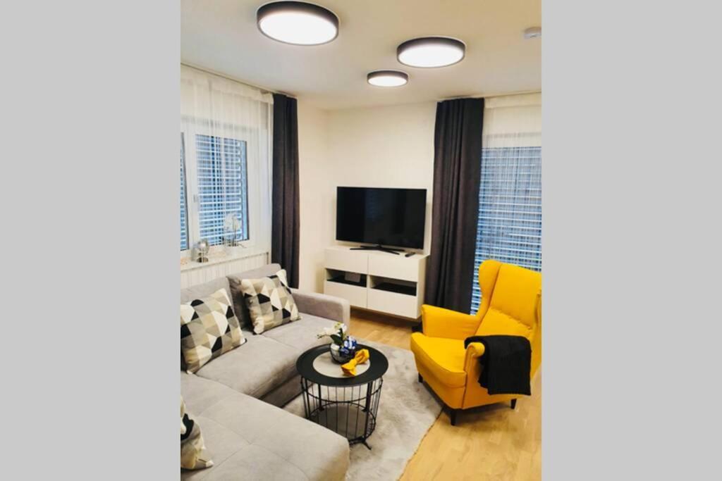 Leon Apartment Neu! Gemuetlichkeit An Erster Stelle 林茨 外观 照片