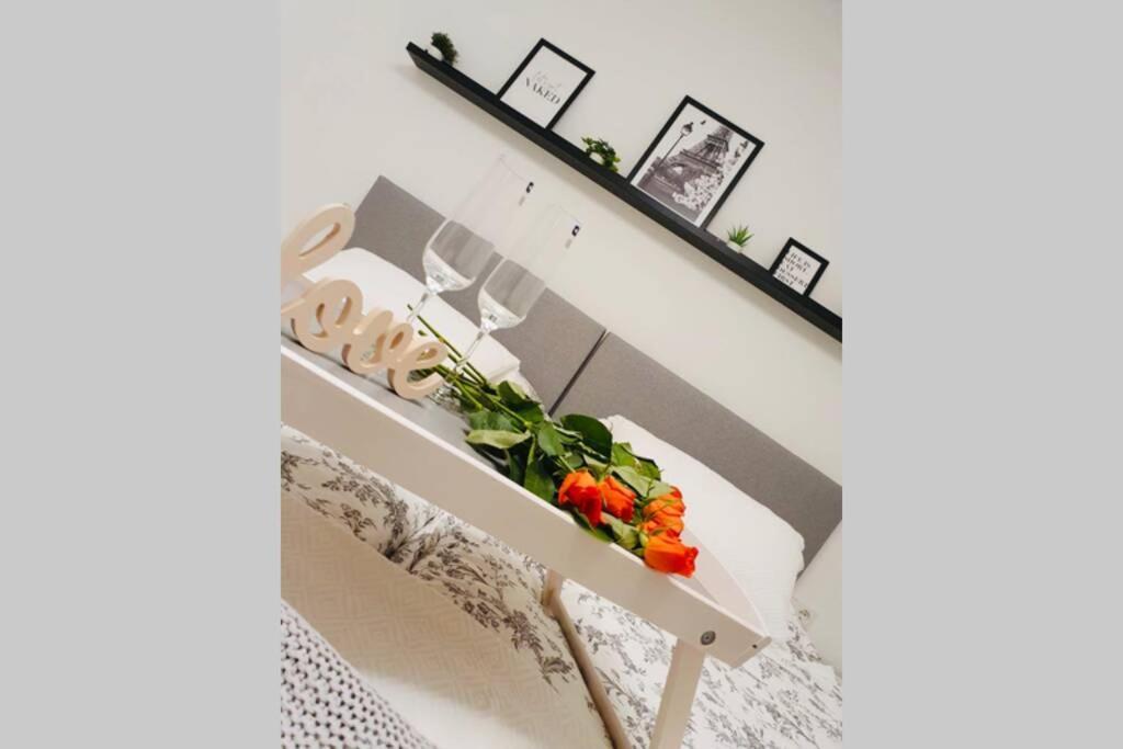Leon Apartment Neu! Gemuetlichkeit An Erster Stelle 林茨 外观 照片