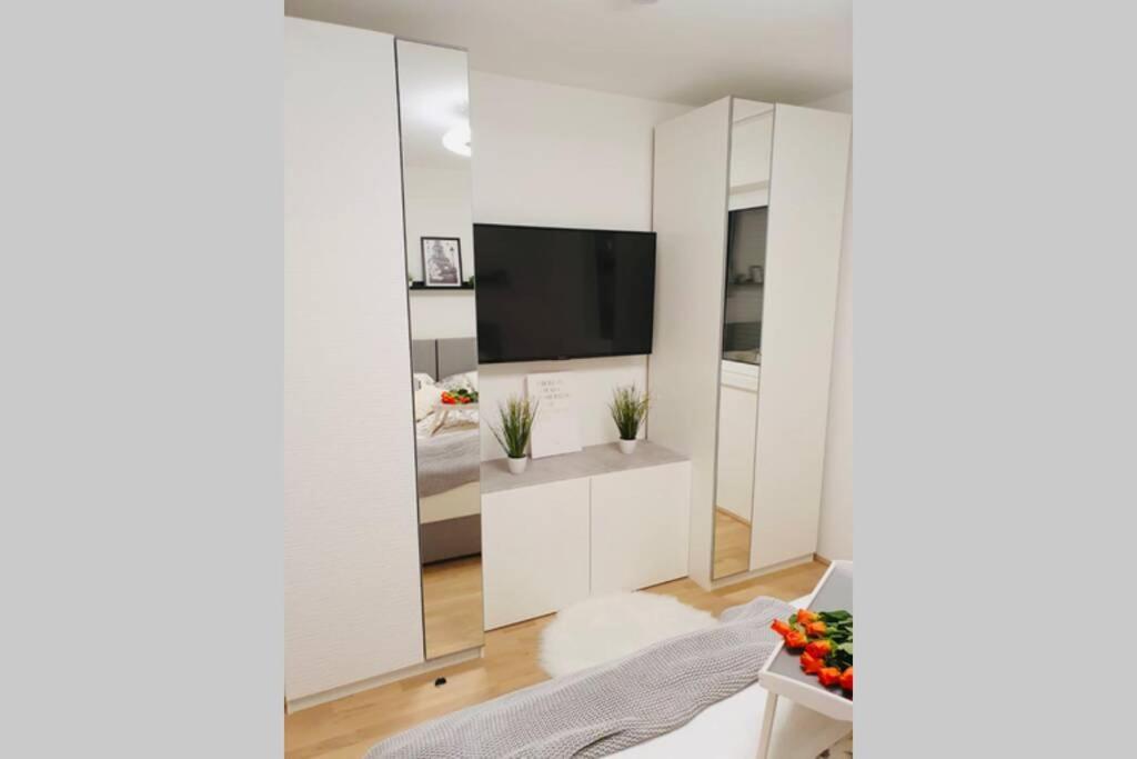 Leon Apartment Neu! Gemuetlichkeit An Erster Stelle 林茨 外观 照片